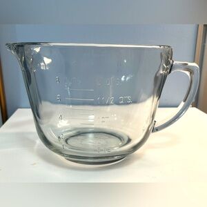 Vintage Anchor and Hocking 8 cup Batter Bowl